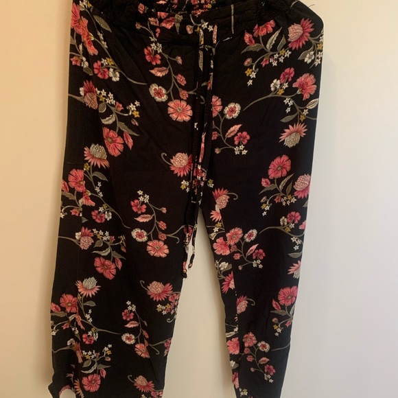 Boho floral pants - Picture 2 of 5